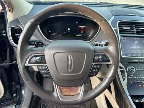 Used 2020 Lincoln Nautilus Reserve AWD/4WD image 12