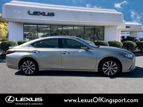 Used 2021 Lexus ES 300h w/ Premium Package FWD image 6