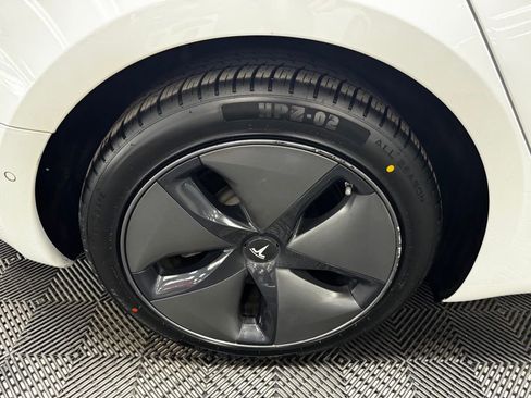 Used 2020 Tesla Model 3 Long Range image 19