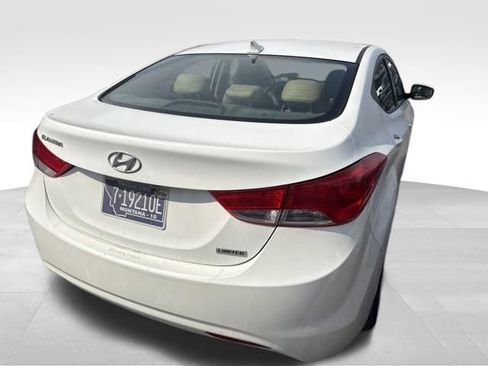 Used 2013 Hyundai Elantra Limited w/ Technology Pkg FWD image 12