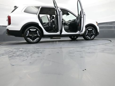 Used 2023 Kia Telluride S w/ S Sunroof Package image 49