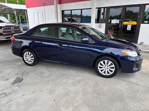 Used 2013 Toyota Corolla LE FWD image 5