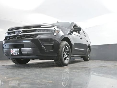 Used 2024 Ford Expedition XLT AWD/4WD image 49