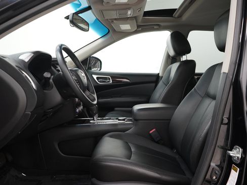 Used 2014 Nissan Pathfinder SL w/ SL Premium Package AWD/4WD image 24