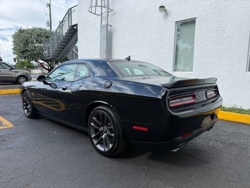 Used 2022 Dodge Challenger R/T Scat Pack w/ Plus Package RWD image 21