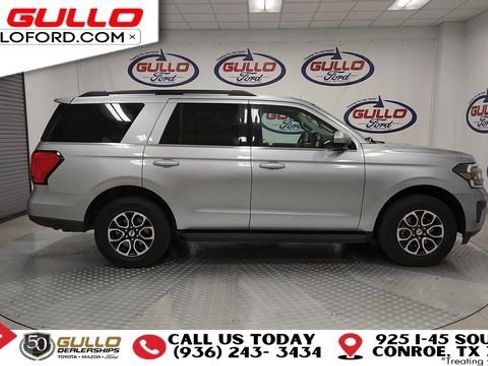 Used 2024 Ford Expedition XLT image 9