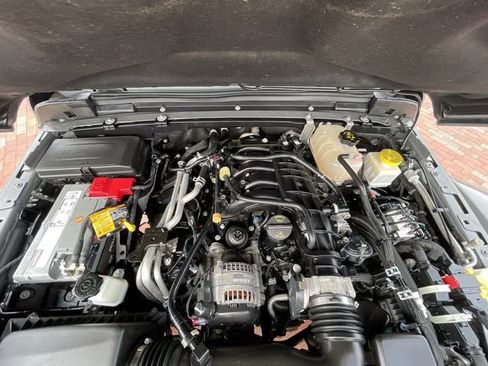Used 2021 Jeep Gladiator Mojave AWD/4WD image 23
