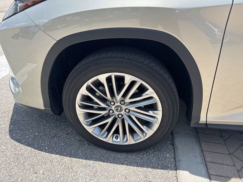 Used 2021 Lexus RX 350 FWD w/ Luxury Package image 19