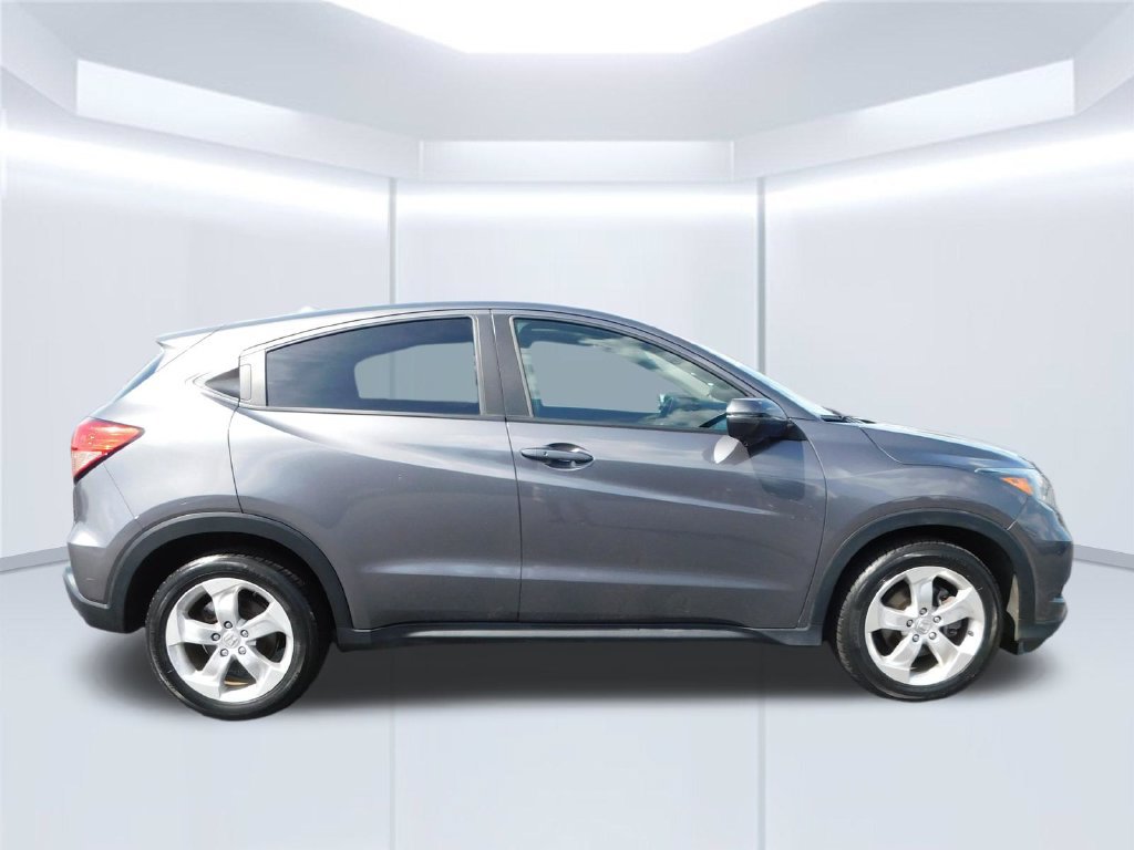Used 2016 Honda HR-V EX image 2