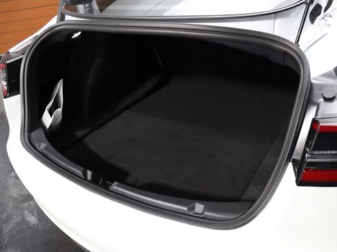 Used 2023 Tesla Model 3 Standard Range RWD image 15