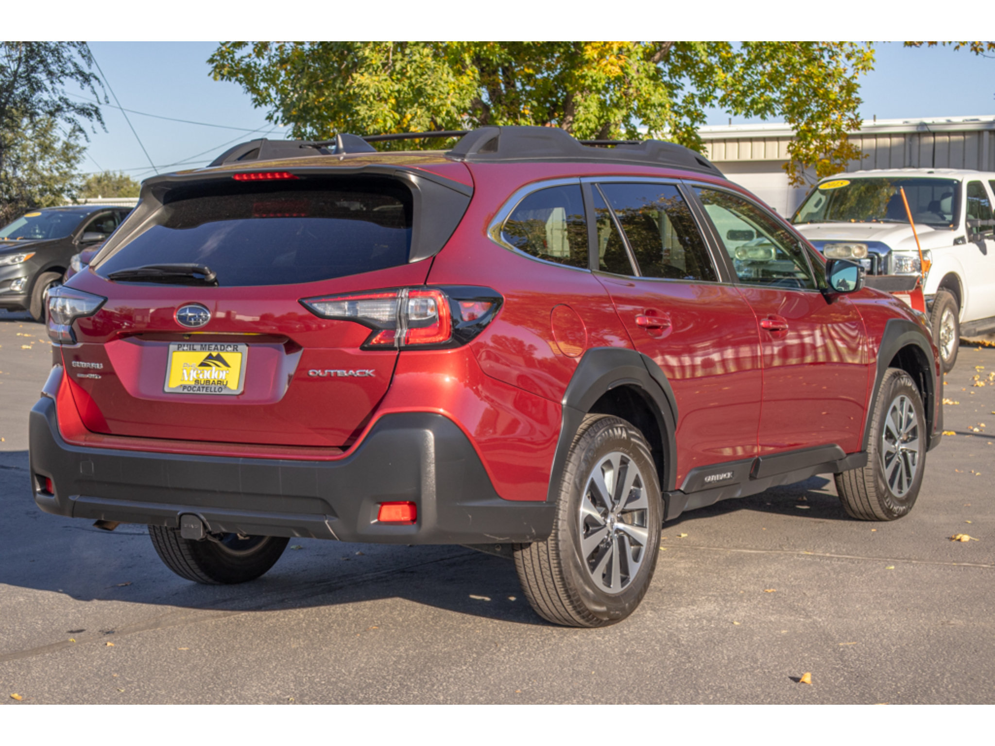Used 2024 Subaru Outback Premium AWD/4WD image 3