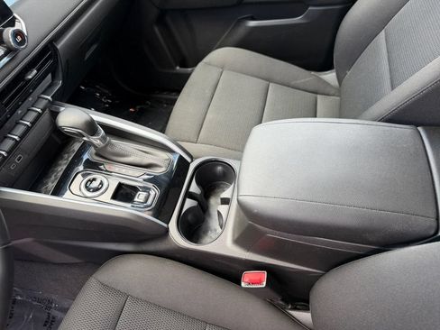 Used 2023 Chevrolet Colorado LT w/ LT Convenience Package AWD/4WD image 18