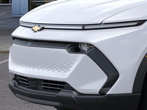 New 2026 Chevrolet Equinox EV LT image 14