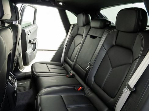 New 2026 Porsche Macan Turbo image 22