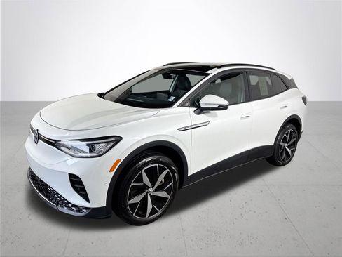 Used 2023 Volkswagen ID.4 Pro S image 2