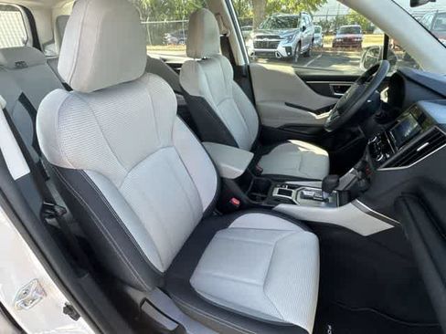 Used 2023 Subaru Forester AWD/4WD image 19