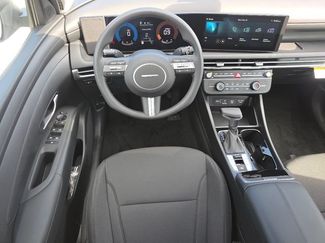 New 2026 Hyundai Tucson SE AWD/4WD video 3