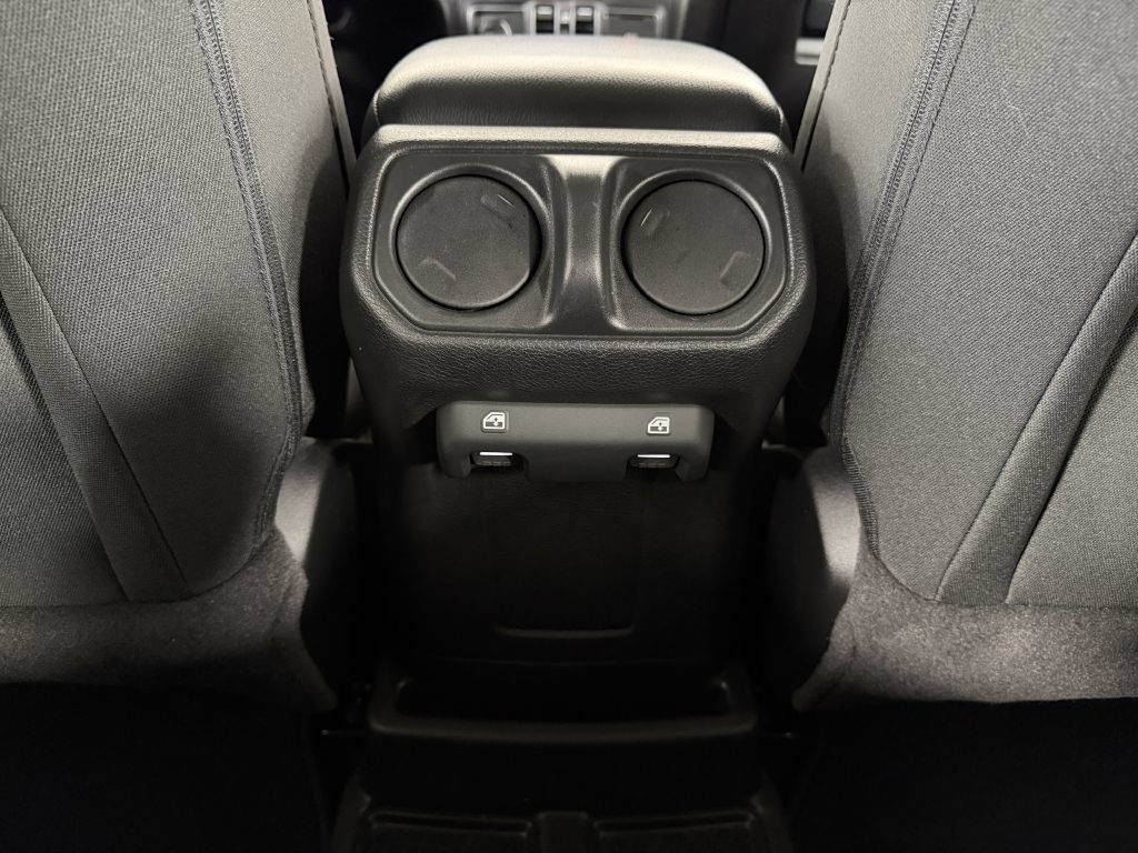 Used 2023 Jeep Wrangler Unlimited w/ Cold Weather Group AWD/4WD image 43