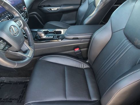 Certified 2025 Lexus NX 350h AWD w/ Accessory Package (2T) image 19