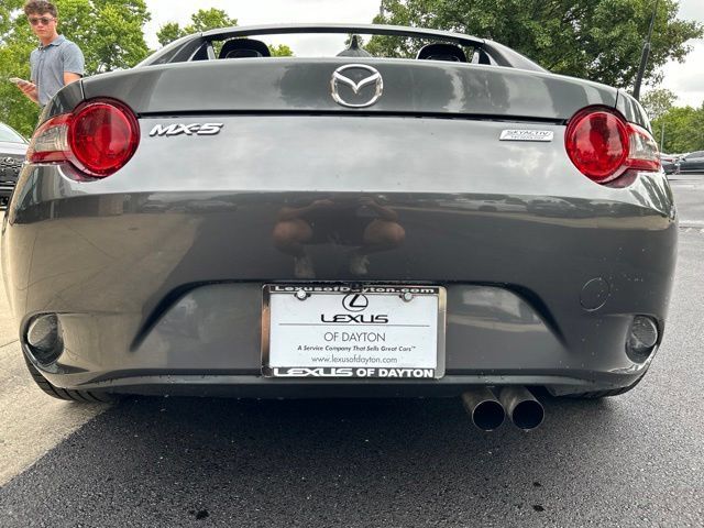 Used 2017 MAZDA MX-5 Miata RF Grand Touring RWD image 29