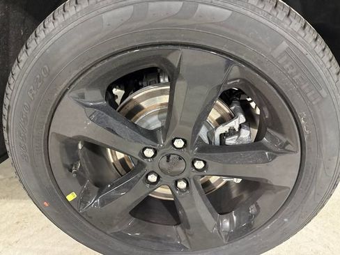 New 2026 Jeep Grand Cherokee L Limited w/ Limited Altitude Package image 6