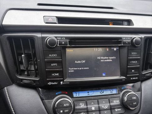 Used 2016 Toyota RAV4 XLE AWD/4WD image 21