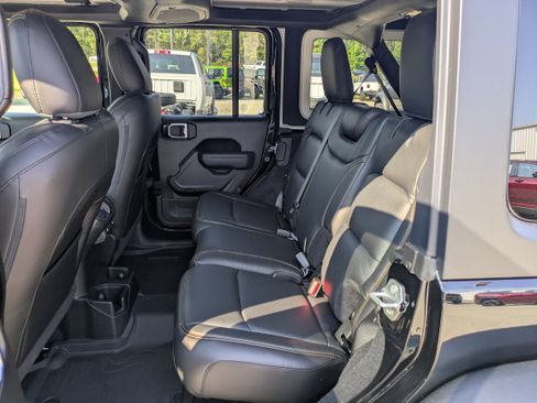 New 2025 Jeep Wrangler Willys image 9