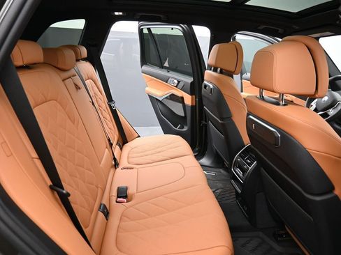 New 2026 BMW X5 xDrive40i AWD/4WD image 16