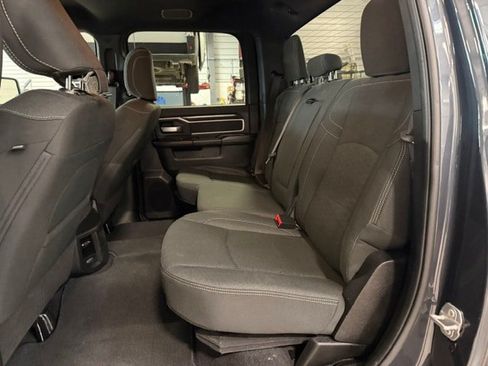 Used 2025 RAM 2500 Big Horn AWD/4WD image 34