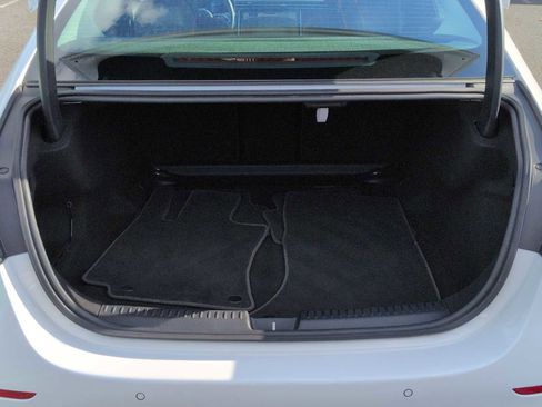 Used 2024 Mercedes-Benz E 350 4MATIC Sedan image 35