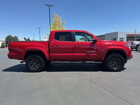 Certified 2022 Toyota Tacoma SR5 w/ Technology Package AWD/4WD image 2