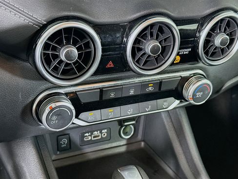 Used 2024 Nissan Sentra SV image 22