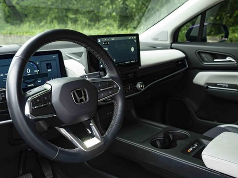 Used 2024 Honda Prologue Elite image 16