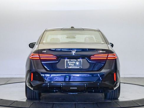 Used 2025 BMW i5 M60 image 3