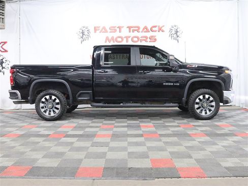Used 2022 Chevrolet Silverado 2500 LT w/ All Star Edition AWD/4WD image 4