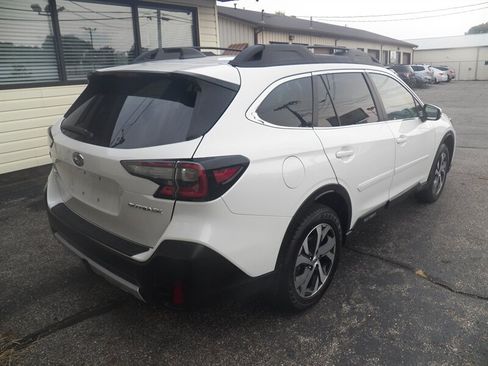 Used 2020 Subaru Outback Limited AWD/4WD image 3