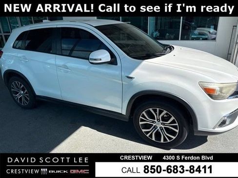 Used 2017 Mitsubishi Outlander Sport LE FWD image 1