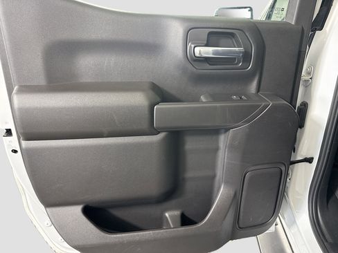 Used 2024 Chevrolet Silverado 1500 Custom image 25