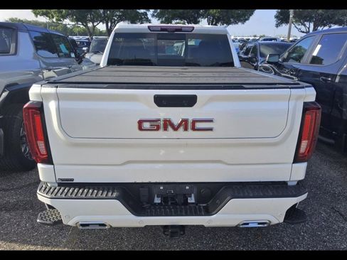 Used 2024 GMC Sierra 1500 Denali image 4