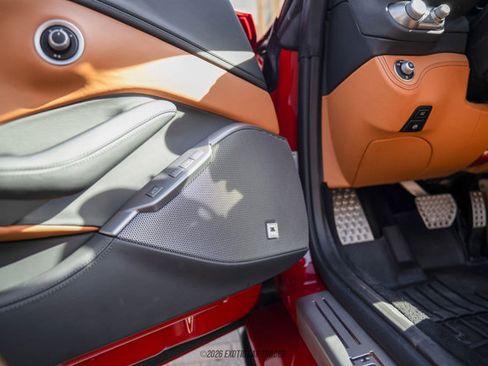 Used 2019 Ferrari Portofino image 45