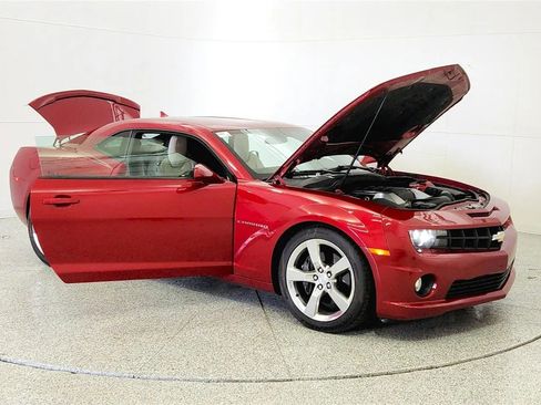 Used 2013 Chevrolet Camaro SS w/ RS Package RWD image 9