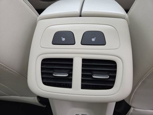 Used 2022 Buick Envision Avenir w/ Technology Package II image 20