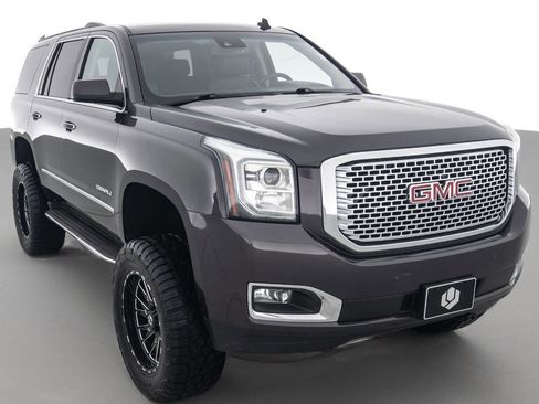 Used 2015 GMC Yukon Denali w/ Touring Package image 1