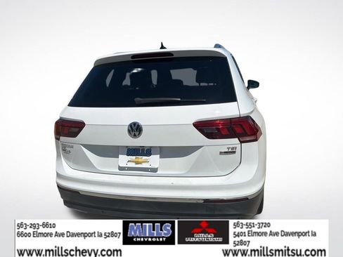 Used 2018 Volkswagen Tiguan SEL Premium AWD/4WD image 6