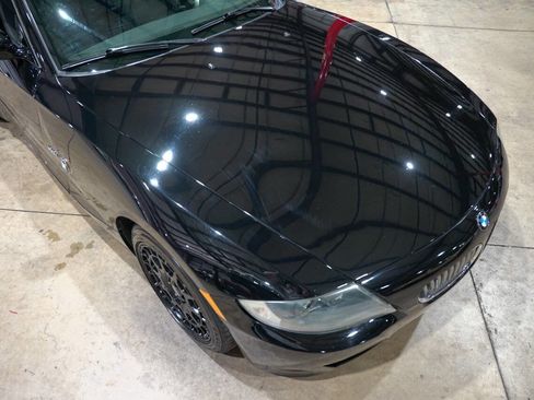 Used 2006 BMW Z4 3.0i image 28