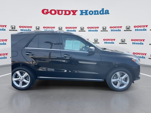 Used 2017 Mercedes-Benz GLE 350 4MATIC image 9