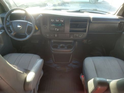 Used 2015 Chevrolet Express 2500 LS image 26