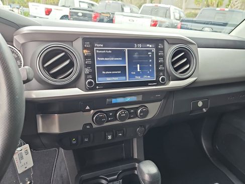 Used 2022 Toyota Tacoma SR5 image 20