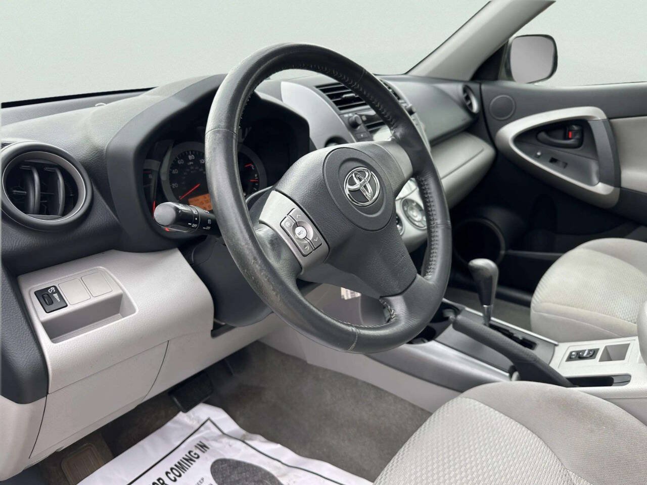 Used 2007 Toyota RAV4 Limited AWD/4WD image 15