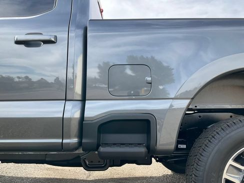New 2026 Ford F250 Lariat AWD/4WD image 13